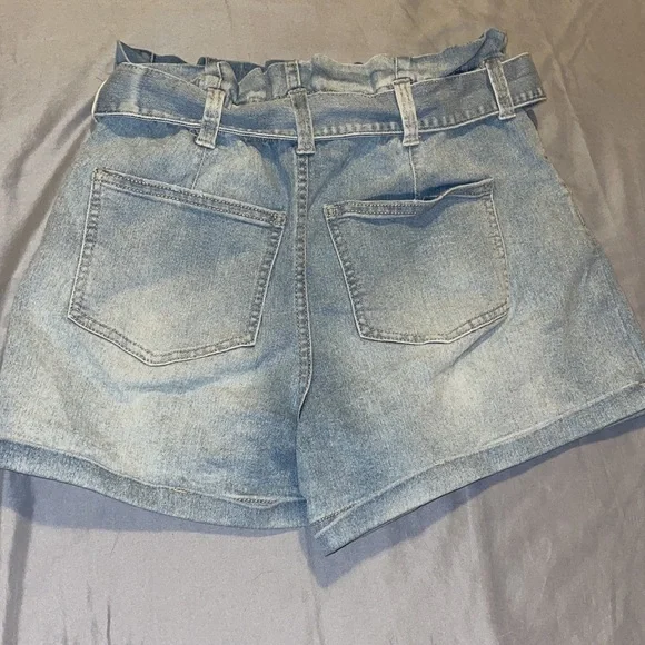 **SOLD ON MARKETPLACENo Boundaries belted high waisted “mom shorts” stone washed - Picture 3 of 4